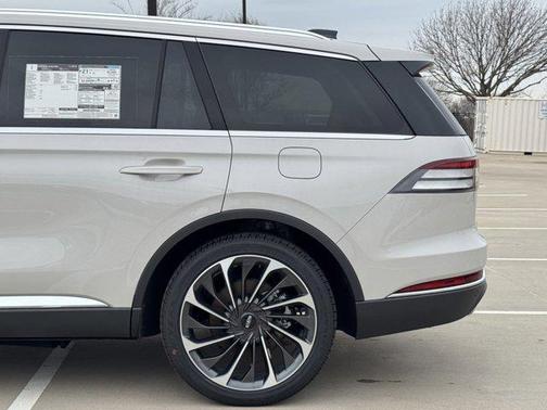 2025 Lincoln Aviator Reserve