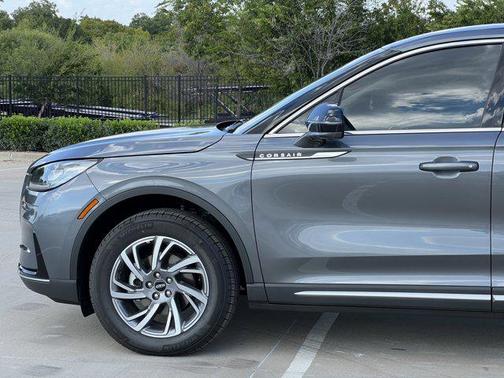 2025 Lincoln Corsair Premiere