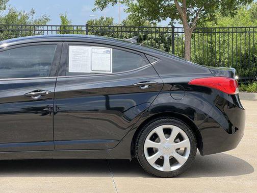 2013 Hyundai ELANTRA Limited