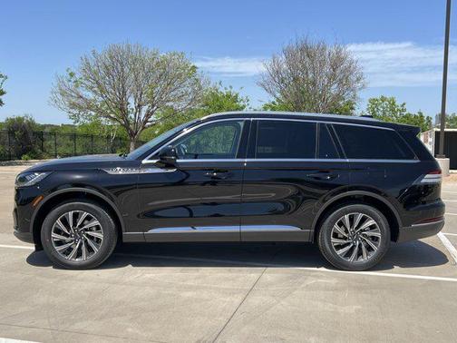 2025 Lincoln Aviator Premiere