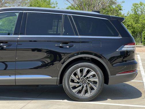 2025 Lincoln Aviator Premiere