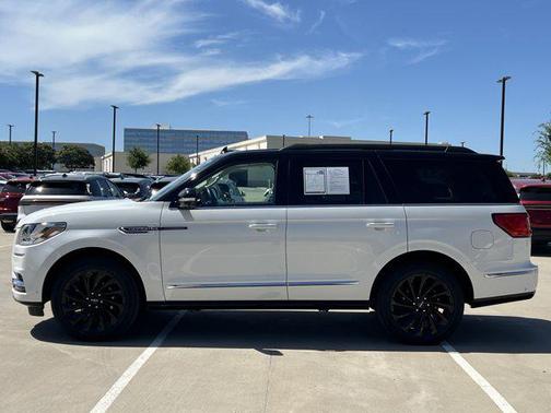 2021 Lincoln Navigator Black Label
