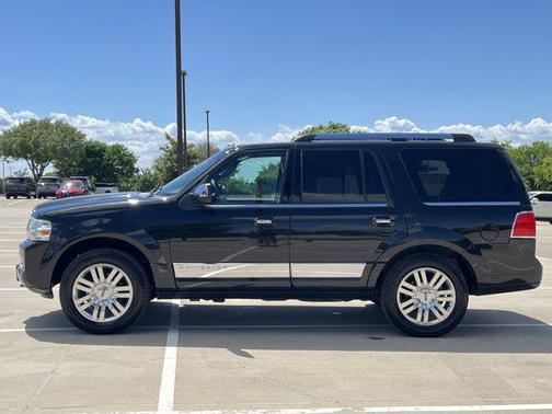 2013 Lincoln Navigator Base