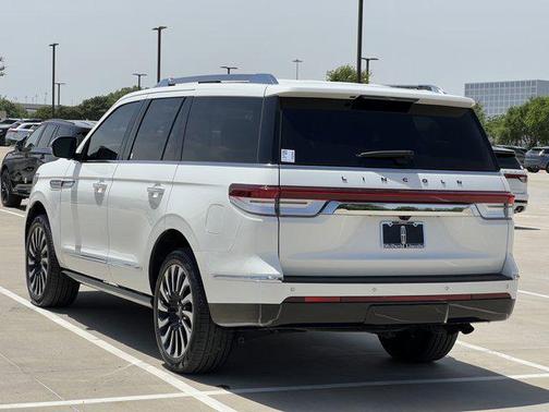 2023 Lincoln Navigator Black Label