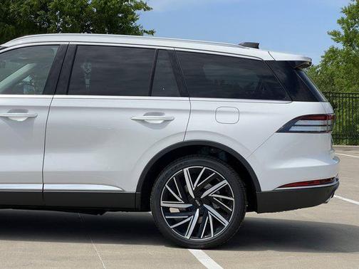 2025 Lincoln Aviator Reserve AWD