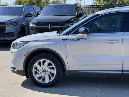 2021 Lincoln Corsair Standard