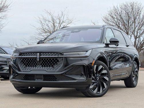 2025 Lincoln Nautilus Reserve