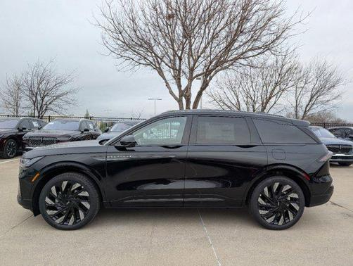 2025 Lincoln Nautilus Reserve