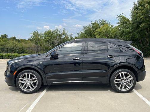 2023 Cadillac XT4 Sport