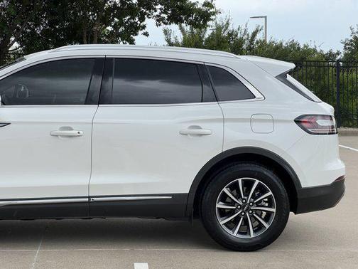 2021 Lincoln Nautilus Standard