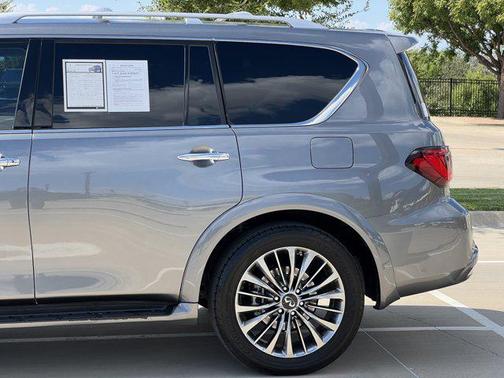 2018 INFINITI QX80 Base