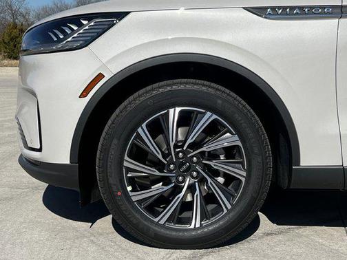 2025 Lincoln Aviator Reserve AWD