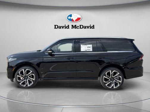 Infinite Black Metallic Clearcoat 2026 Lincoln Navigator Black Label