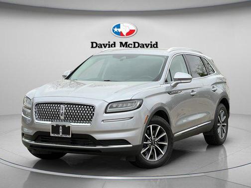 Silver Radiance Metallic Clearcoat 2022 Lincoln Nautilus Standard