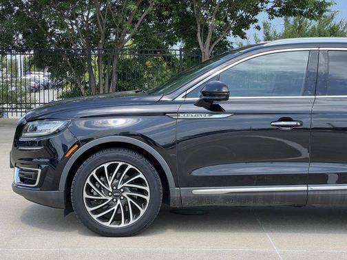 2019 Lincoln Nautilus Reserve