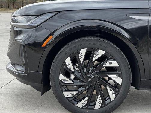 2025 Lincoln Nautilus Black Label