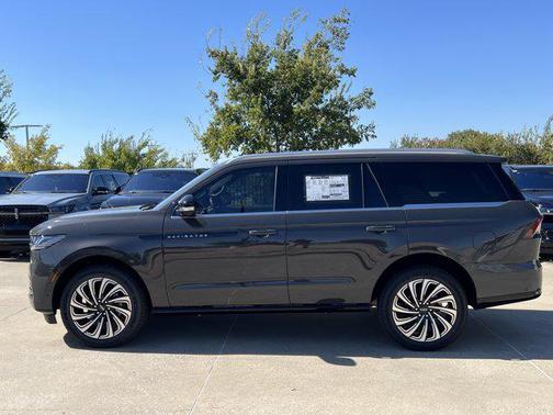 2025 Lincoln Navigator Black Label