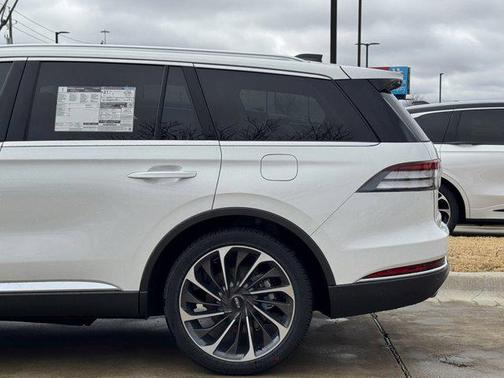 2025 Lincoln Aviator Reserve
