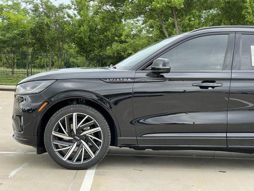 2025 Lincoln Aviator Black Label AWD
