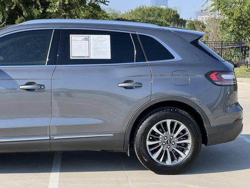 2022 Lincoln Nautilus Standard