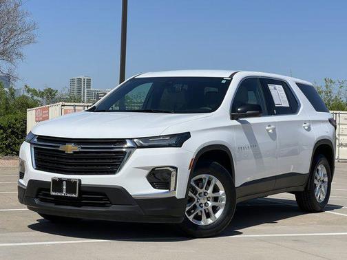 2023 Chevrolet Traverse LS