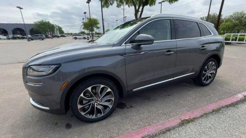 2021 Lincoln Nautilus Reserve