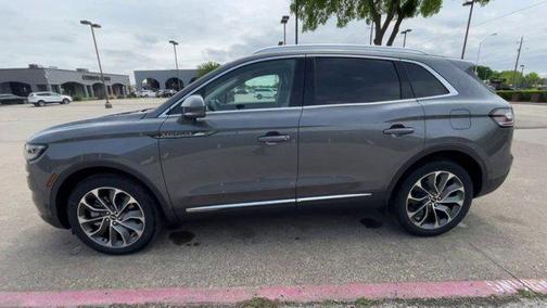 2021 Lincoln Nautilus Reserve