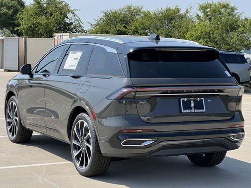 2025 Lincoln Nautilus Black Label
