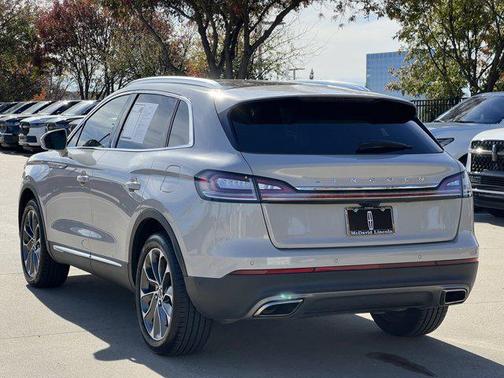 2022 Lincoln Nautilus Reserve