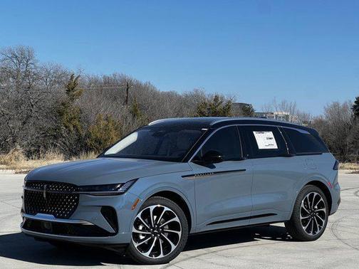 2025 Lincoln Nautilus Black Label
