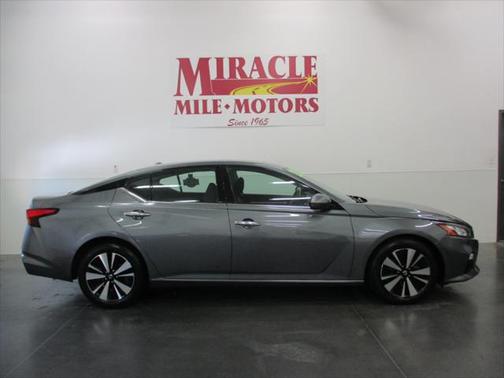 2020 Nissan Altima 2.5 SV