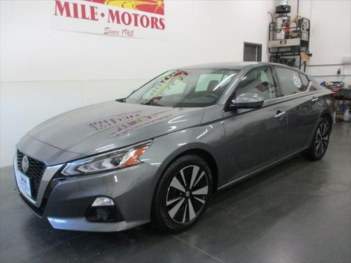 2020 Nissan Altima 2.5 SV