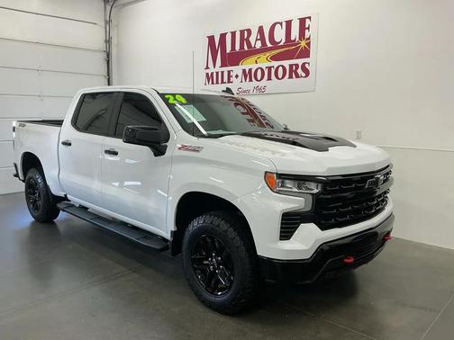 White 2024 Chevrolet Silverado 1500 LT Trail Boss