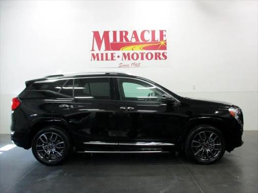 2023 GMC Terrain Denali