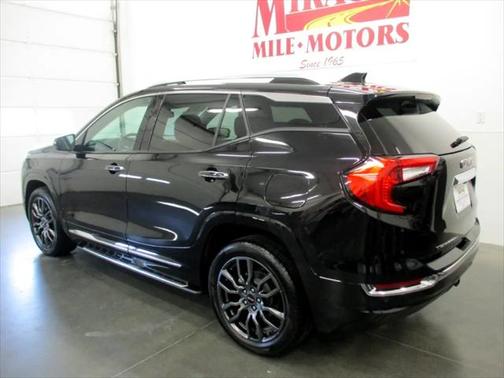 2023 GMC Terrain Denali