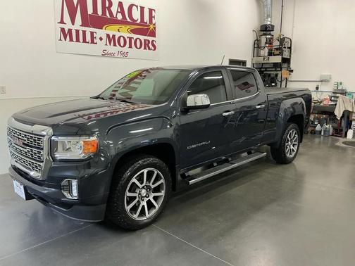 Green 2021 GMC Canyon Denali