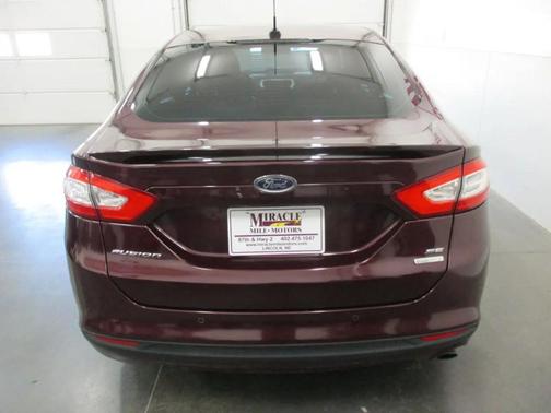 Red 2013 Ford Fusion SE