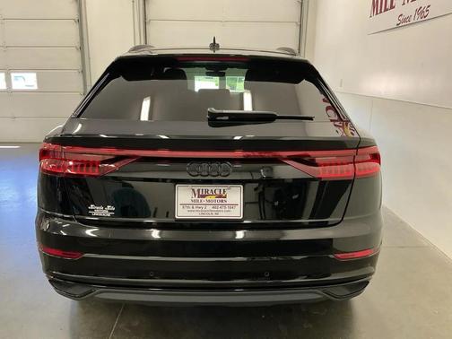 Black 2020 Audi Q8 55 Premium
