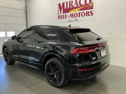 Black 2020 Audi Q8 55 Premium
