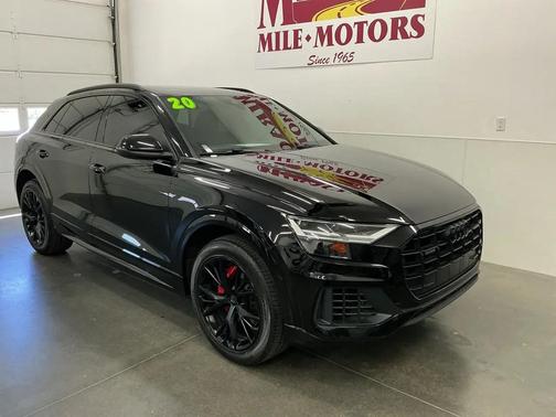 Black 2020 Audi Q8 55 Premium