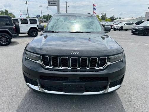 2022 Jeep Grand Cherokee L Laredo