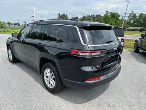 2022 Jeep Grand Cherokee L Laredo