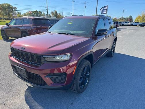 2025 Jeep Grand Cherokee Altitude