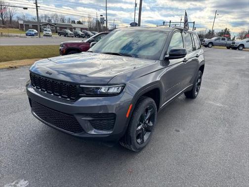 2025 Jeep Grand Cherokee Altitude