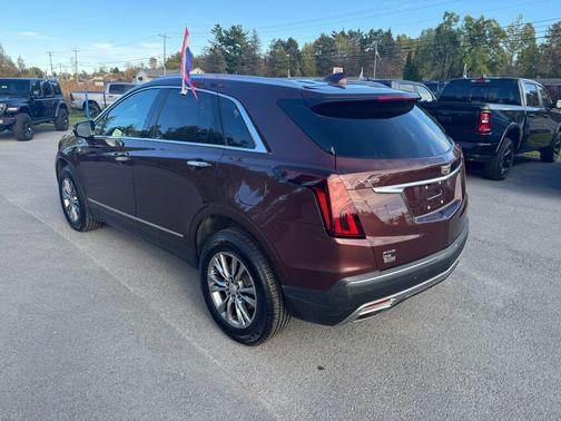 2022 Cadillac XT5 Premium Luxury
