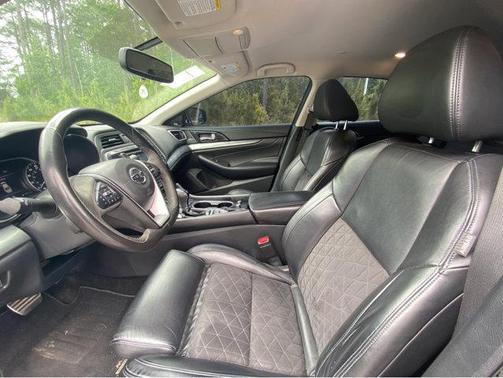 2017 Nissan Maxima 3.5 SR