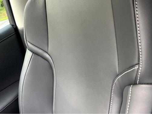 2025 INFINITI QX80 PURE