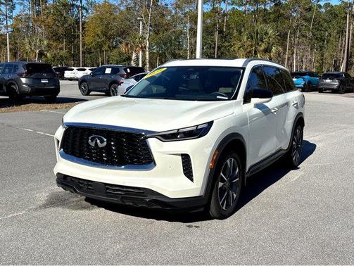 2024 INFINITI QX60 Luxe