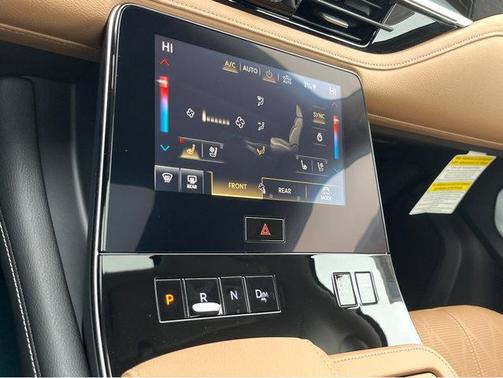 2025 INFINITI QX80 SENSORY AWD