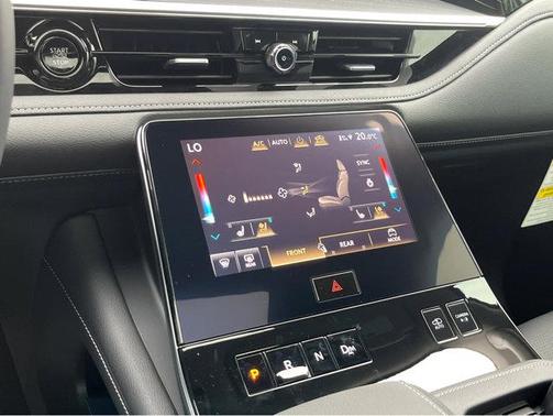 2025 INFINITI QX80 SENSORY AWD